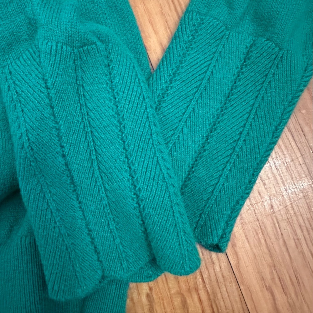 BODEN Hambleden Scallop Edge Sweater in Deep Forest. Size 4 (#2) - Picture 9 of 12